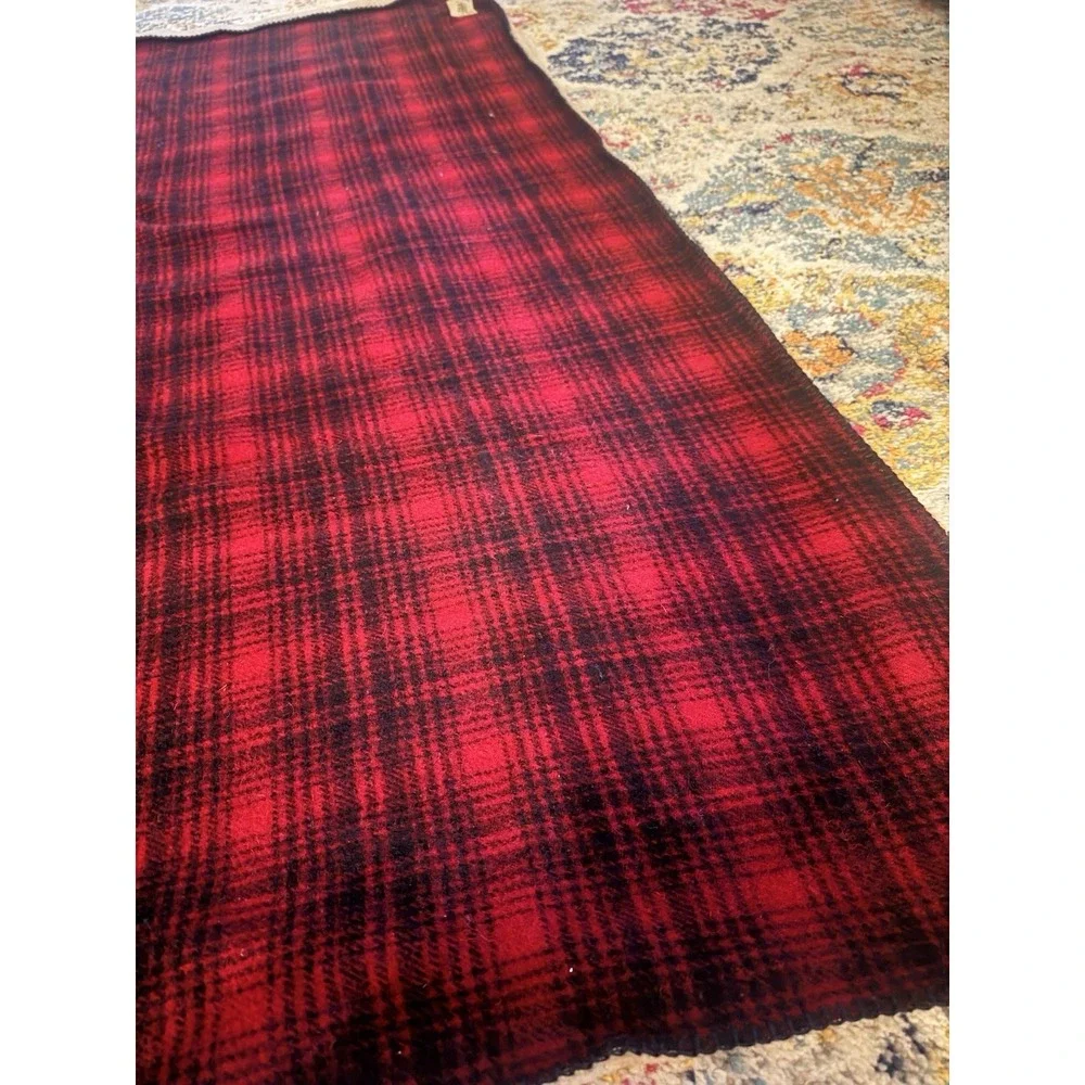 Vintage Woolrich Buffalo Plaid Red Black Throw Wool Sherpa Lined USA Cabin Lodge